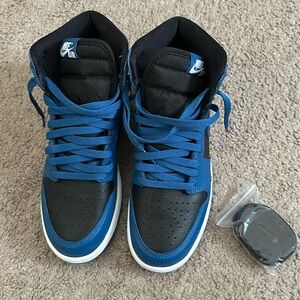 Nike Retro 4 Blue and Black